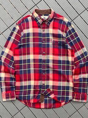 Classic Red Plaid Flannel Button-Up Shirt